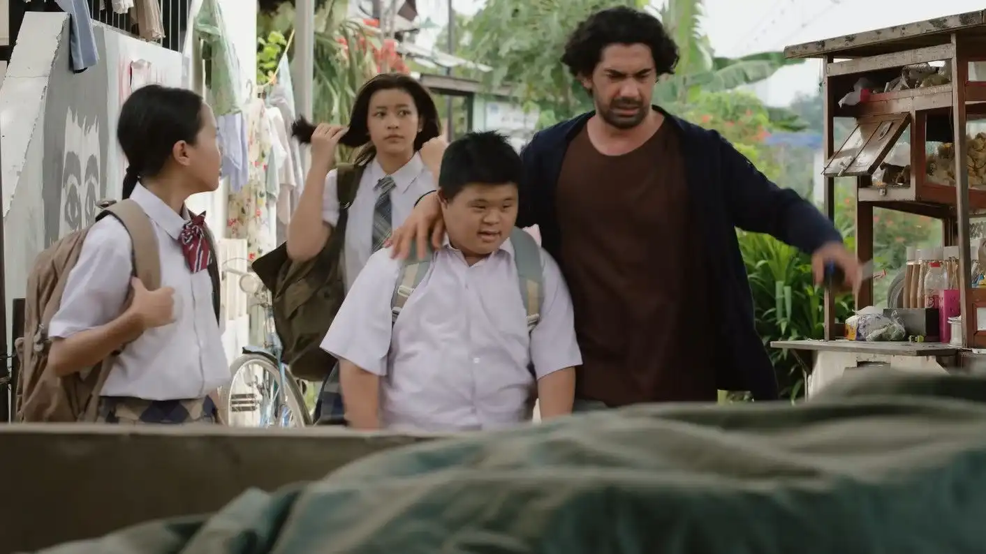 Review Film Semua Akan Baik-Baik Saja